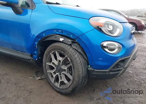 2020 Fiat 500X Trekking Awd z USA, uszkodzony, nr VIN ZFBNFYB14LP880899
